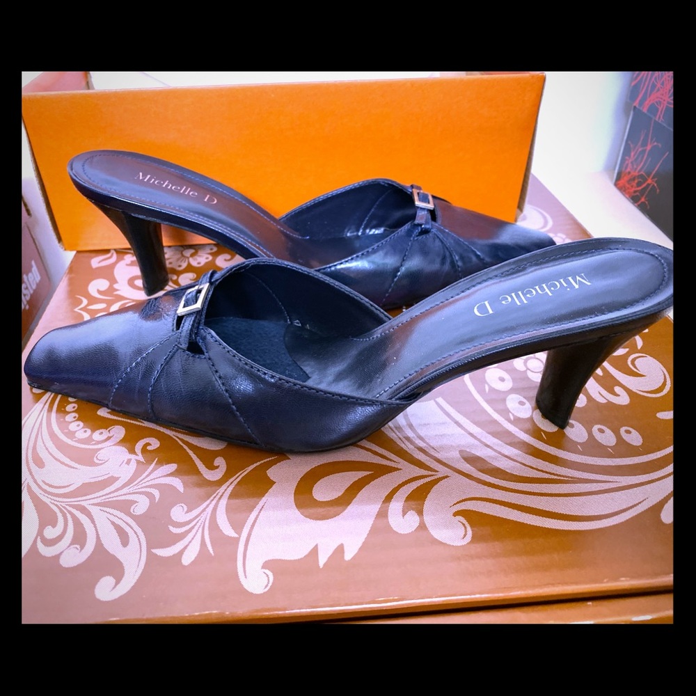 New leather mules